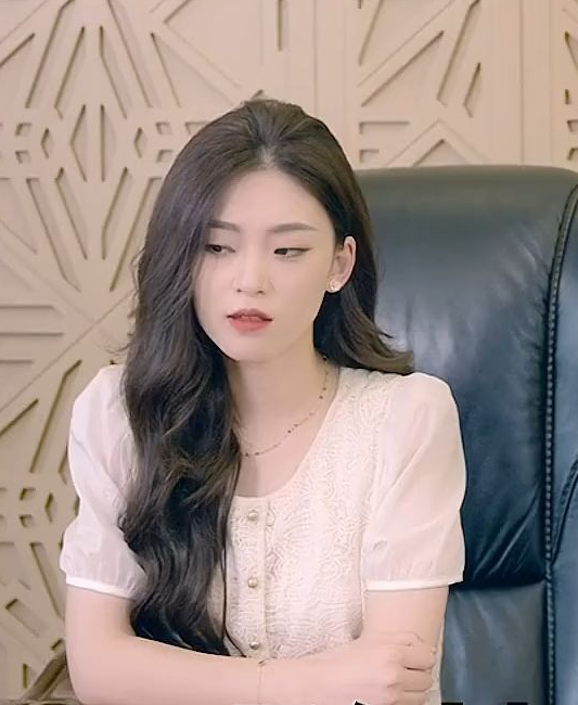 公司保洁员竟是女总裁第49集